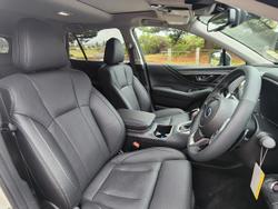 2025 Subaru Outback AWD Touring