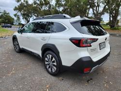 2025 Subaru Outback AWD Touring