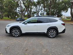 2025 Subaru Outback AWD Touring