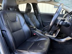 2017 Volvo V40 Cross Country D4 Pro