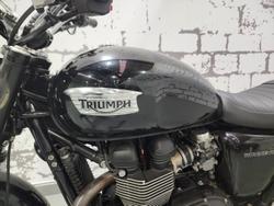 2014 Triumph Bonneville T100 (865cc) Bonneville Black