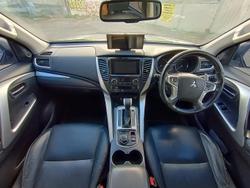 2016 Mitsubishi Pajero Sport GLS