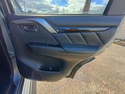 2016 Mitsubishi Pajero Sport GLS