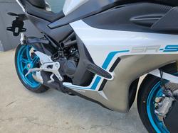 2026 CFMOTO 450 SR S White