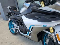 2026 CFMOTO 450 SR S White