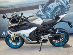 2026 CFMOTO 450 SR S White