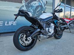 2026 CFMOTO 675 NK White