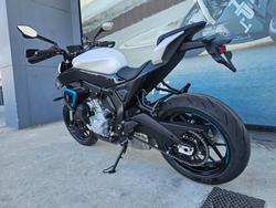 2026 CFMOTO 675 NK White