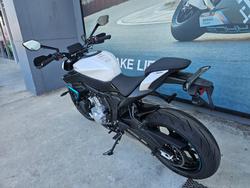 2026 CFMOTO 675 NK White