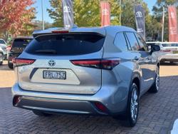 2021 Toyota Kluger Grande