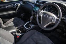 2015 Nissan X-TRAIL ST