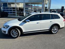 2018 Volkswagen Golf Alltrack 132TSI Premium