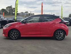 2021 Toyota Yaris ZR