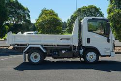 2025 Isuzu N Series NLR 45-150 DT D25