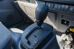 2025 Isuzu N Series NLR 45-150 DT D25