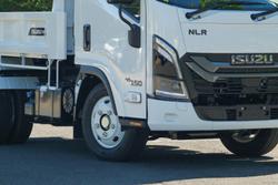 2025 Isuzu N Series NLR 45-150 DT D25