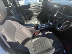 2021 Isuzu MU-X LS-T