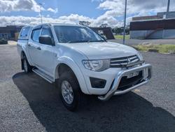 2014 Mitsubishi Triton GLX