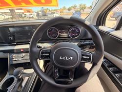 2023 Kia Carnival S