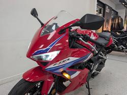2025 Honda CBR650RAC BLUE
