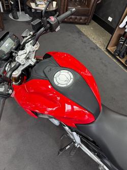2019 BMW Motorrad G 310R Red