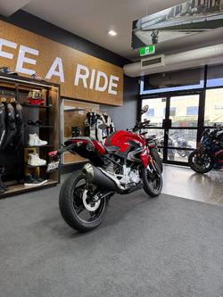 2019 BMW Motorrad G 310R Red