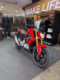 2019 BMW Motorrad G 310R Red