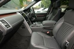 2025 Land Rover Discovery D350 Dynamic SE Series 5 MY25 4X4 Santorini Black