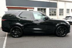 2025 Land Rover Discovery D350 Dynamic SE Series 5 MY25 4X4 Santorini Black