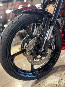 2017 Harley-Davidson CVO Pro Street Breakout (FXSE) CVO