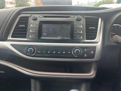 2017 Toyota Kluger GX