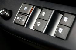 2025 Toyota Hilux SR 48V