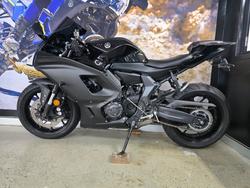 2024 Yamaha YZF-R7LA BLACK
