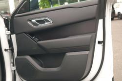 2026 Land Rover Range Rover Velar P250 Dynamic SE