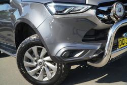 2022 Isuzu MU-X LS-U