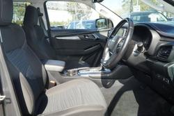 2022 Isuzu MU-X LS-U