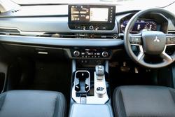 2025 Mitsubishi Outlander LS