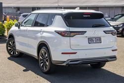 2025 Mitsubishi Outlander LS