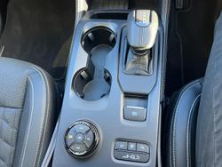 2025 Ford Everest Platinum