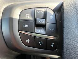 2025 Ford Everest Platinum