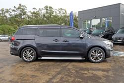 2018 Kia Carnival Platinum