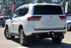 2023 Toyota Landcruiser VX