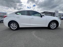 2014 Mazda 3 Maxx