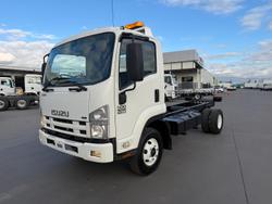 2009 Isuzu F Series FRR 500 PTO Truck