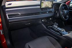 2025 Mitsubishi Outlander ES
