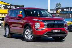 2025 Mitsubishi Outlander ES