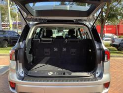 2025 Ford Everest Ambiente