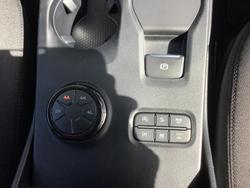 2025 Ford Everest Ambiente