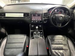 2016 Volkswagen Touareg 150TDI Element