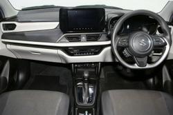2024 Suzuki Swift Hybrid Plus